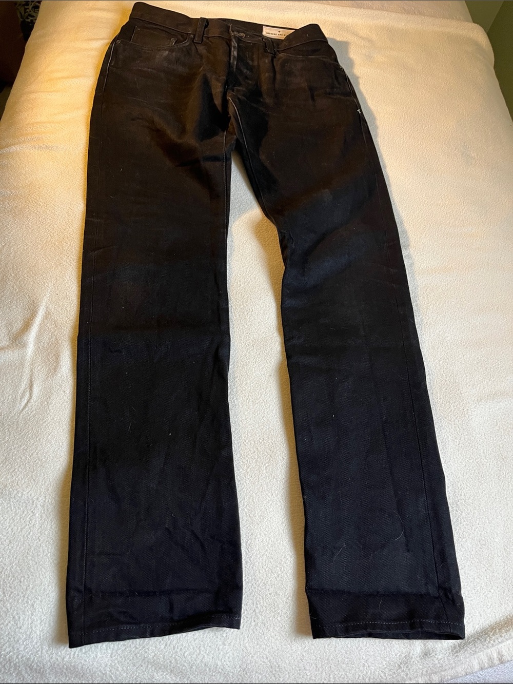 Imogene + Willie “Charlie” 
Classic Black Straight-Leg Jeans